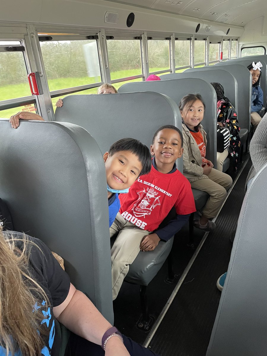 It was a fabulous day at the zoo! <a href="/DicksonTigers/">E.R. Dickson Tigers</a>
