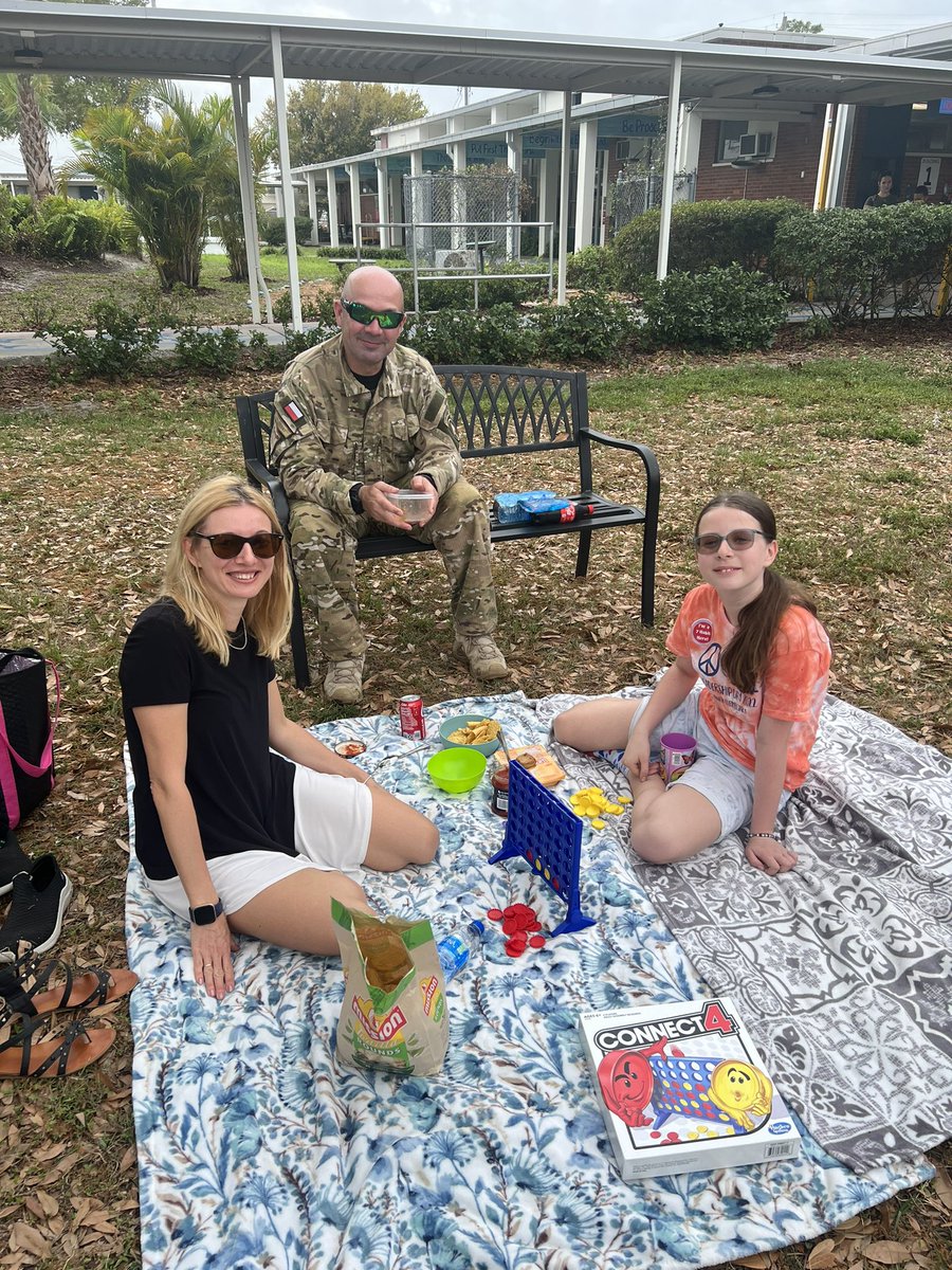 oldladylor's tweet photo. Leadership Day 2022 was full of Greatness!! So proud to be a part of such an amazing school! #unleashthegreatness @HCPSLanier https://t.co/T0B8Kl6Izh