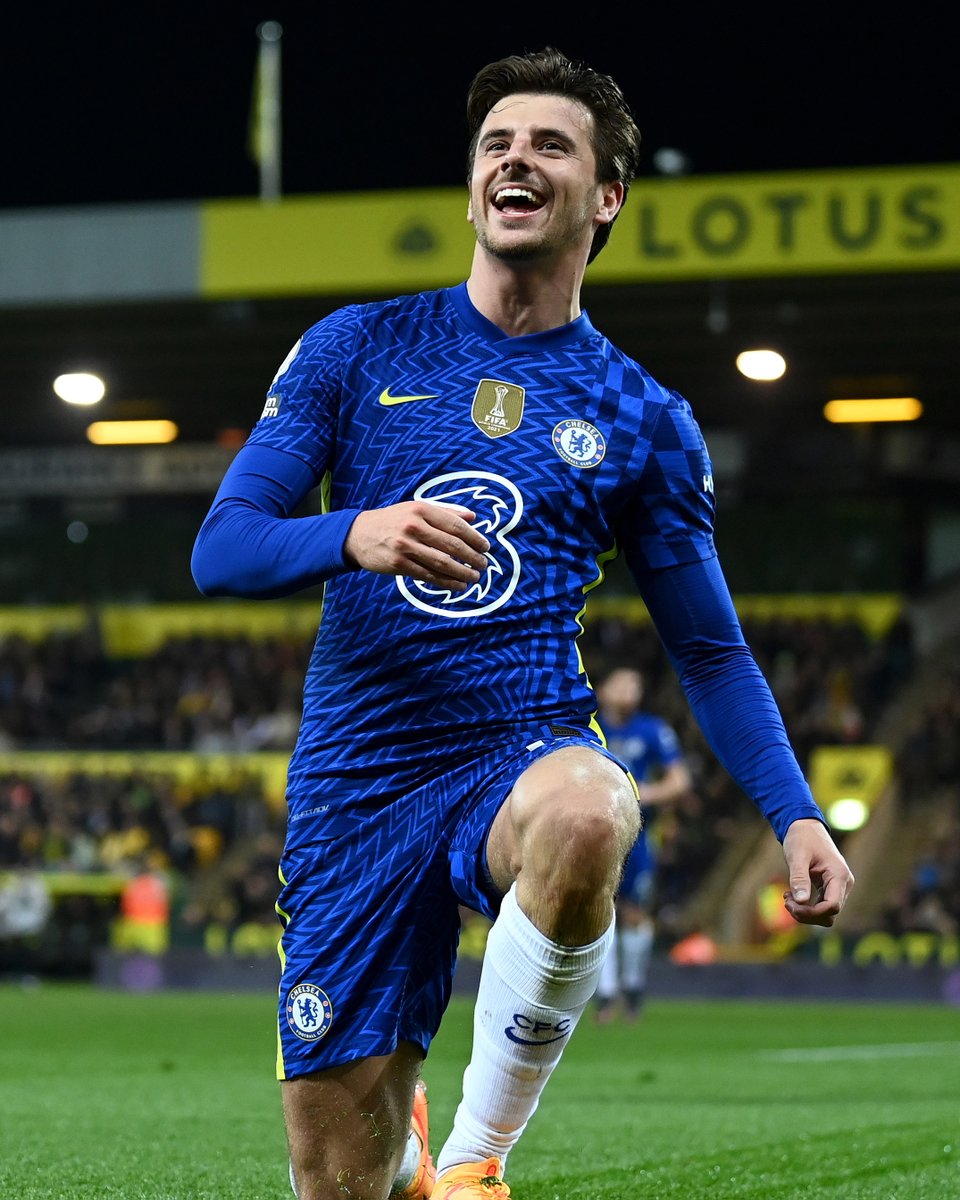 ChelseaFC's tweet photo. Waking up after a win! 🤙 https://t.co/6PadrC60Ey