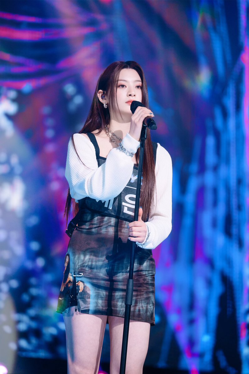 picseeun's tweet photo. + https://t.co/aOvlHXHBzX