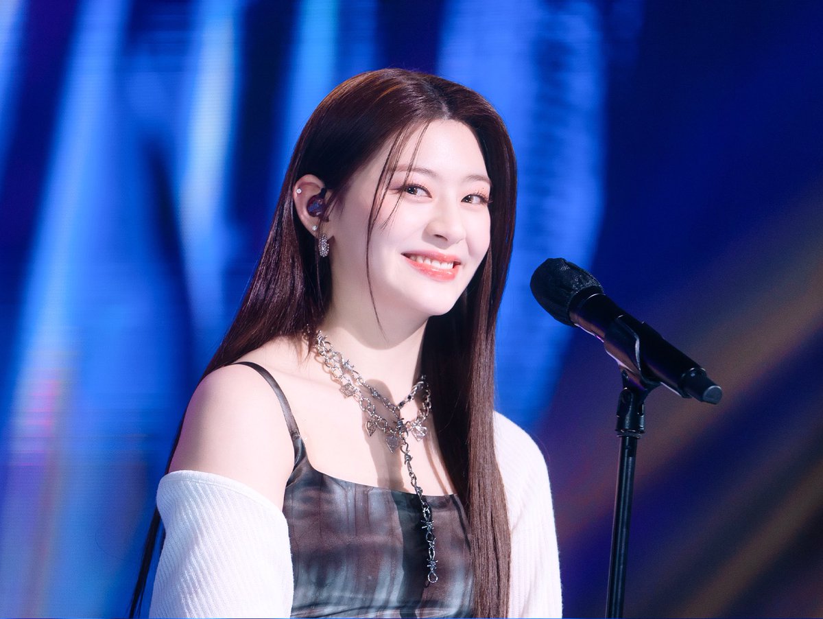 picseeun's tweet photo. + https://t.co/l4tGRNlqUM