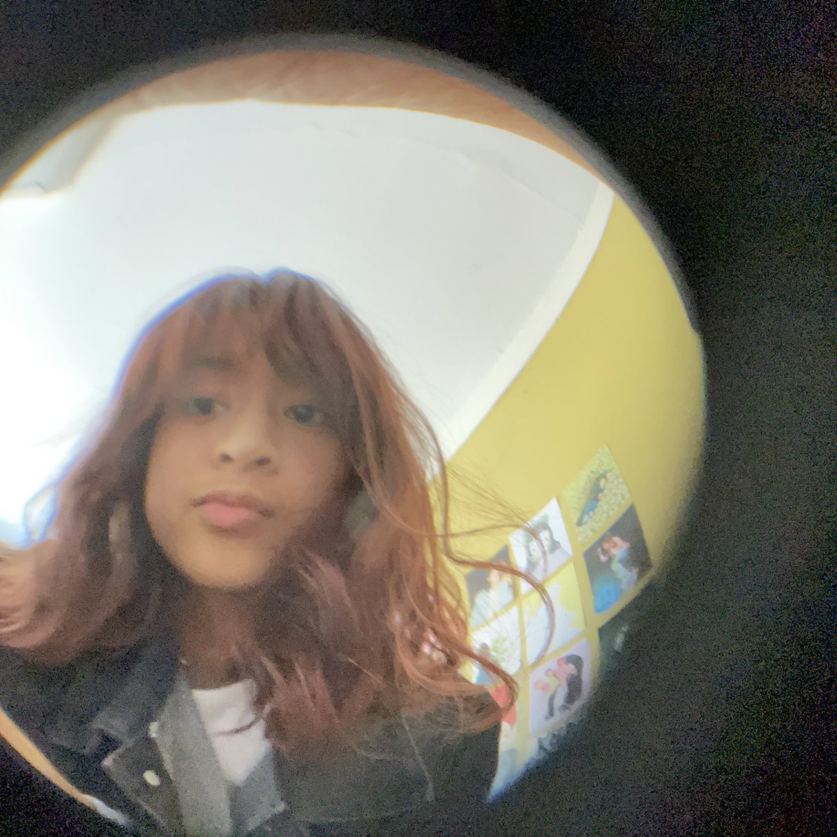 g1rlsona's tweet photo. hi my name's ren i'm an 18-year-old bedroom pop singer-songwriter !! i write abt coming-of-age and outer space, u can find me @ girlsona on spotify + bandcamp :^) https://t.co/hJY6hi782K