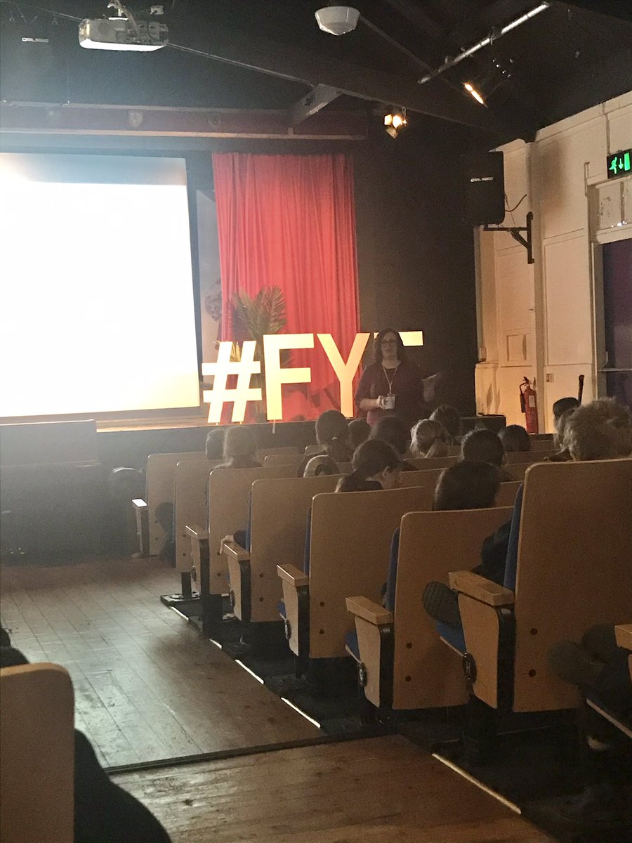 worksopcollege's tweet photo. We were lucky enough to be joined by @SarahMaskelluk for the second year in a row🙌🏽
Sarah spoke about her career in Equality, Diversity and Inclusion! It was great to hear about her journey from the RAF, all the way to Guy’s and St Thomas’ NHS Foundation Trust.
#FYF22 #NCW2022 https://t.co/z6xJ2Ho3ol