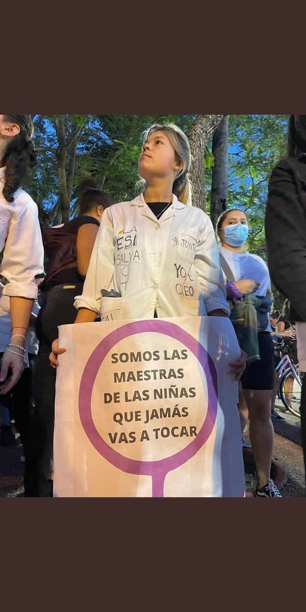 solelupano's tweet photo. Que tranquilidad me dan las maestras feministas https://t.co/n4ijPSNkM0