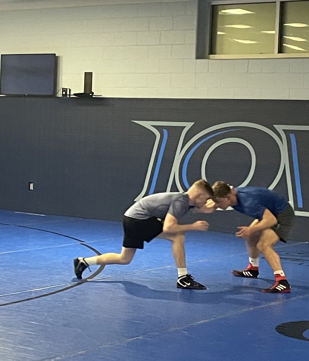 SwiftWrestling's tweet photo. Just like old times. ⁦@Alex_Thomsen1⁩ and ⁦@mmidkiff7⁩ rolling with the #swift boys  ⁦@blakethomsen101⁩ even made an appearance #lovesummerwrestling https://t.co/meCUmgz0HH