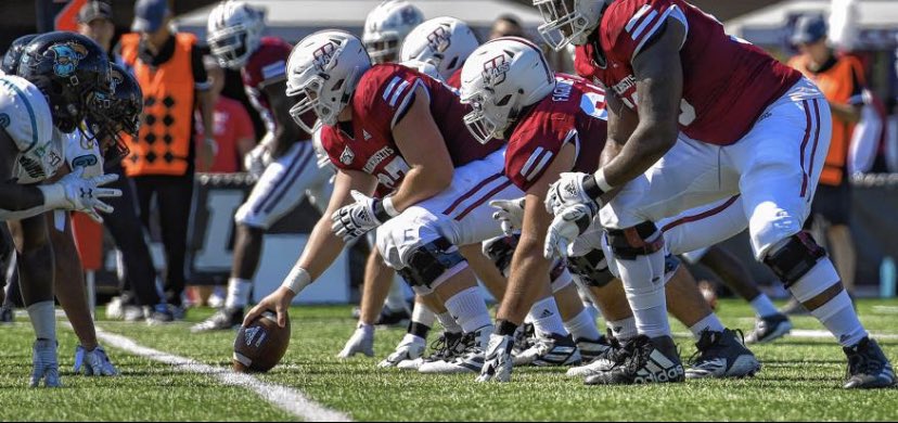 540Bwalker's tweet image. After an amazing phone call with @coachalexmiller I am blessed and honored to receive my first Division 1 offer from The University of Massachusetts. @CoachRoPo @FBCoachDBrown @coachlowreh @CycloneEV @RivalsFriedman @c4_training @REALFOOTBALL804 #GoMinuteMen