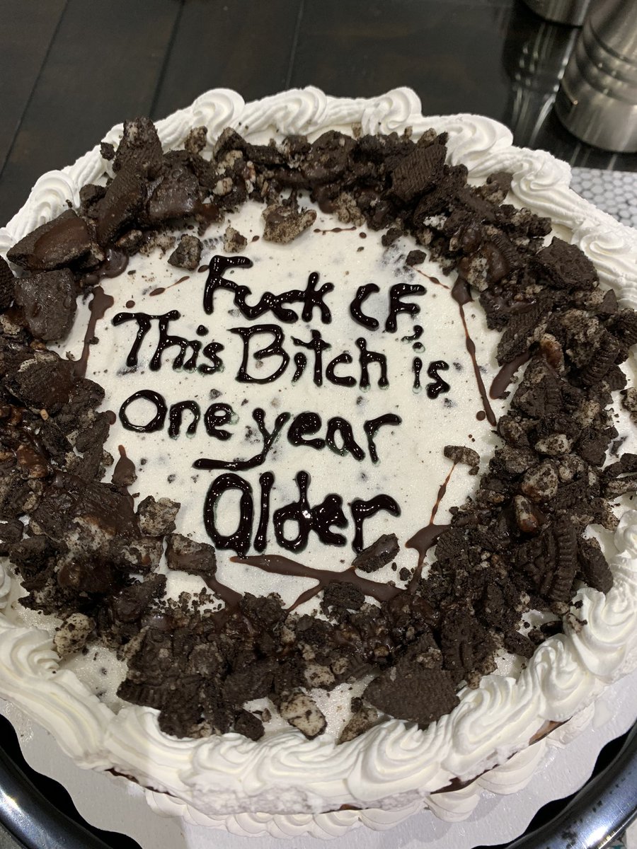 My friend got me this cake 🥺🥺😩