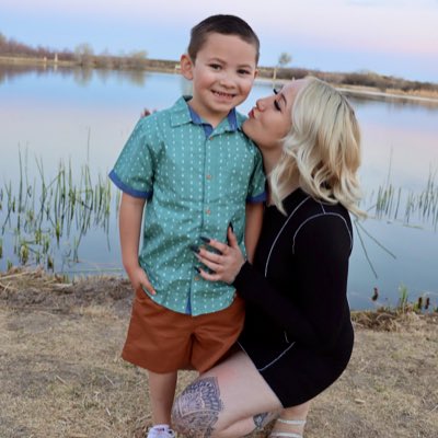 KacieeeG's tweet photo. The light to my life 💞 https://t.co/gFR00AkIo3