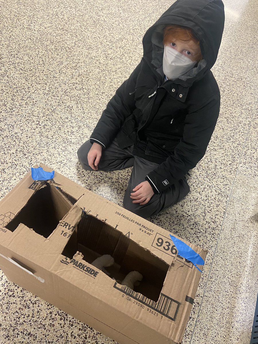 “No Backpack” spirit day ——> 
No problem! These SS got creative! <a href="/hillsideTwolves/">Hillside PS</a> #SpiritDay