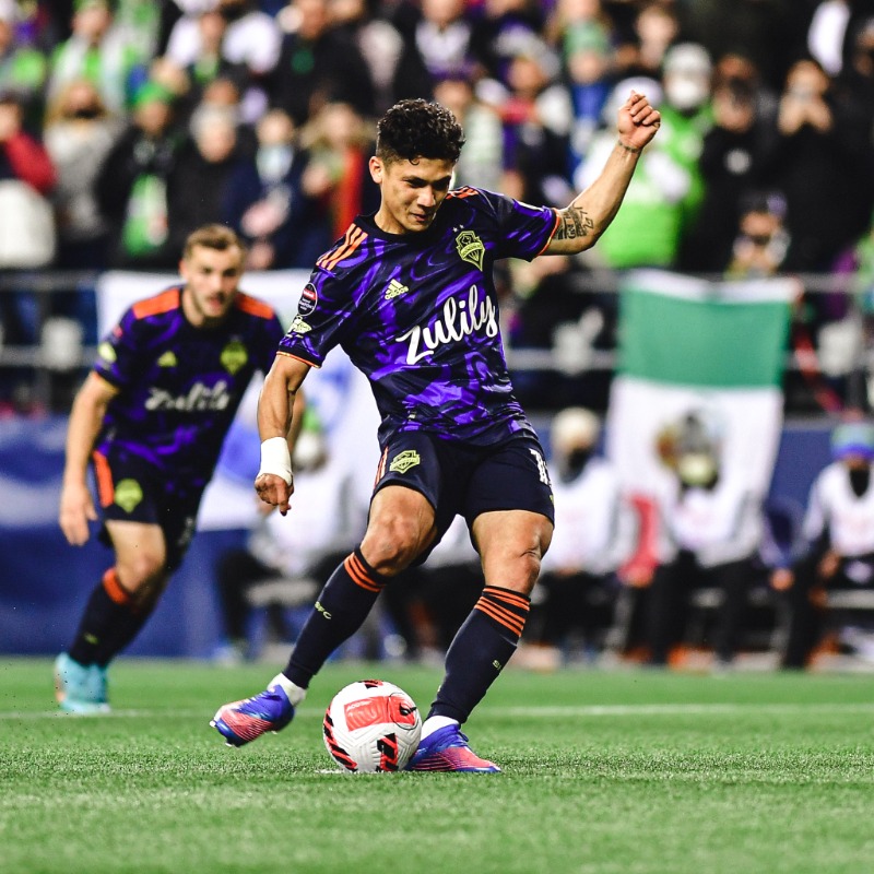 SoundersFC's tweet photo. 🌟 CCL Leg 1 Best XI 🌟

Congratulations, @CristianRoldan and @_fredymontero! 👏