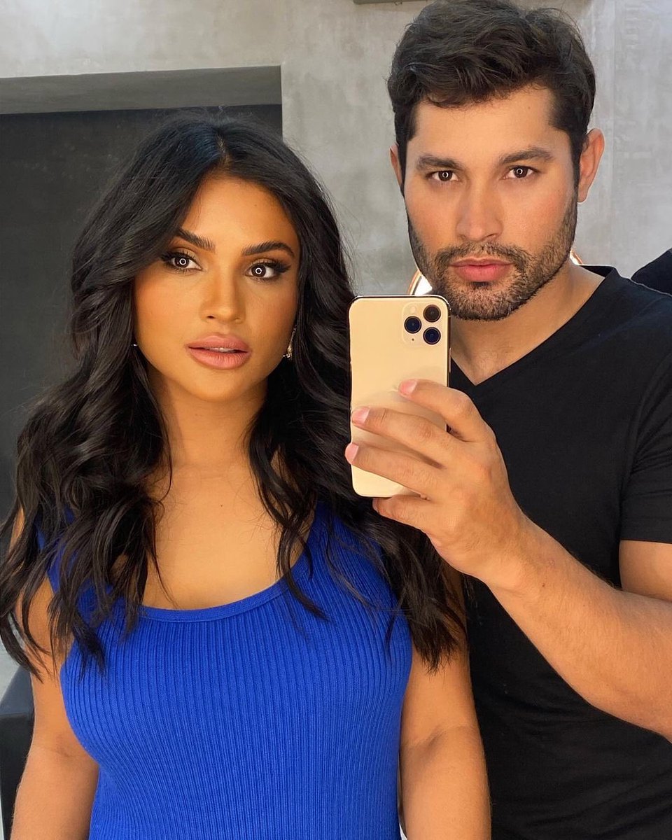 mileidemihaile's tweet photo. Dando uma repaginada no hair 💙✨ https://t.co/D9iwy3nR6X