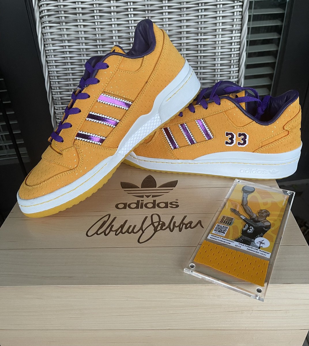 adidas la lakers shoes
