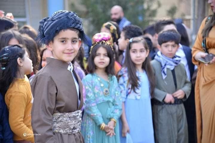 narinhasan1's tweet photo. يوم الزي الكوردي يوم له اهمية كبيرة للحفاظ علی الفلكلور والهوية الكوردية 
وبهذه المناسبة اهنىء أخوتي الكورد واصدقاء الكورد في كوردستان وجميع انحاء العالم ونتمنی لهم دوام الصحة والعافية والتقدم https://t.co/3u5NgopFgm