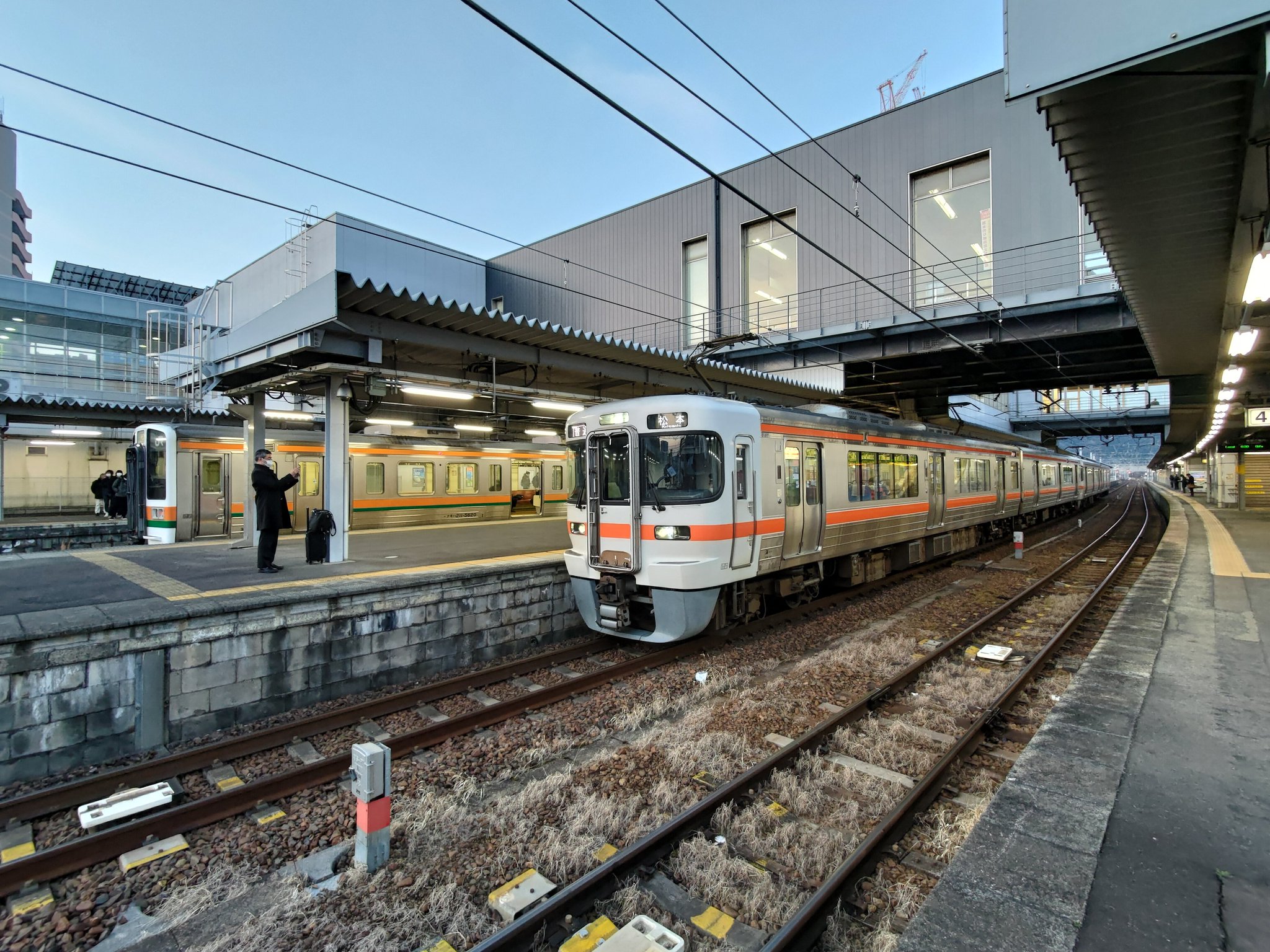 FNhcpHeaIAI60Wb.jpg:large