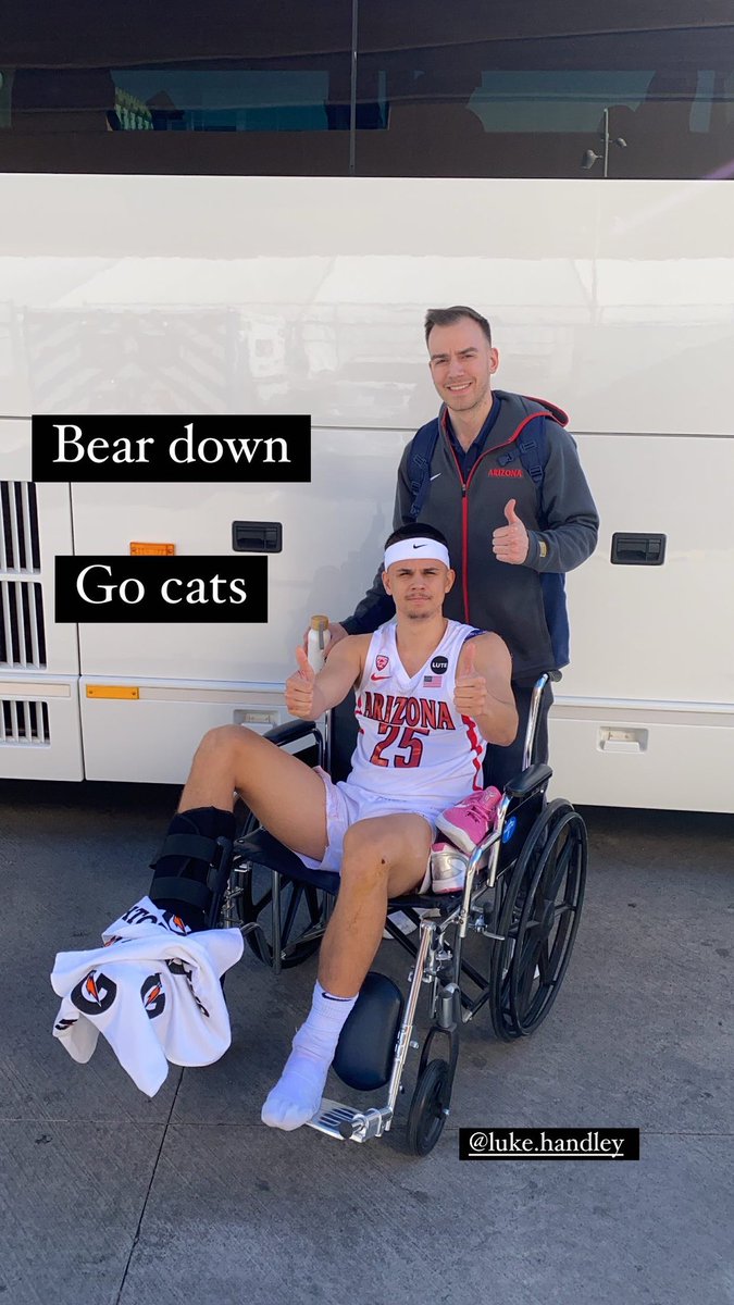 KerrKriisa's tweet photo. Watch us win it all. Bear Down, Go Cats 🤪 https://t.co/JEg0ElSC7F