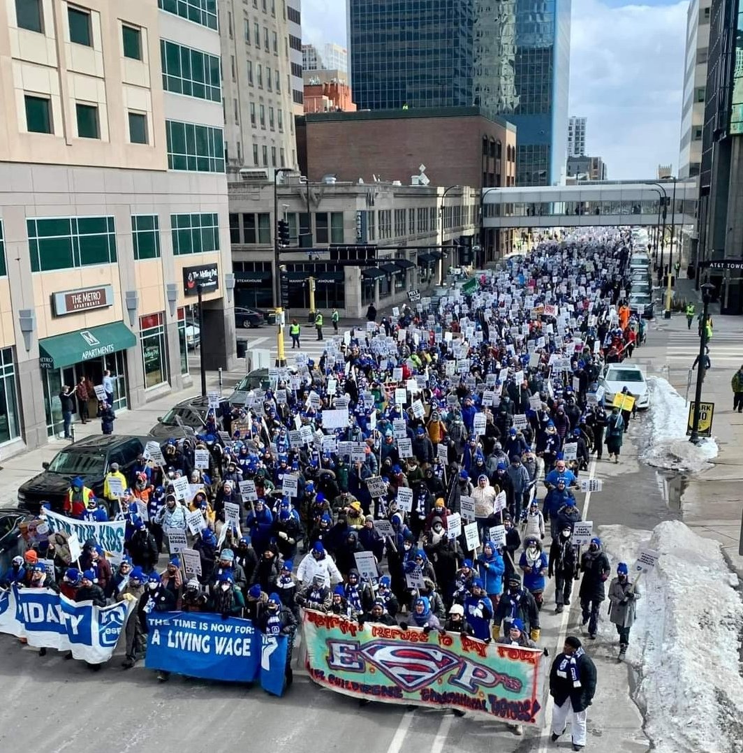 MarkJWestpfahl's tweet photo. Day 3 of the Minneapolis educators strike. Photo courtesy of @MFT59's Robert Kohnert. https://t.co/MEb7L0Tw6X