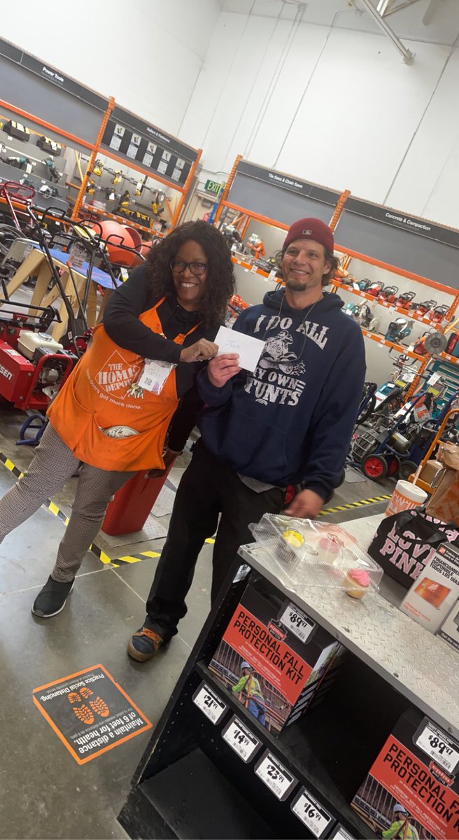8518Celebration's tweet photo. March Birthdays and Anniversary celebration. Just a couple of the awesome 8518. https://t.co/sB3VbNWsvT