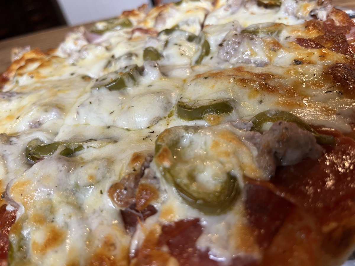 GeppettosSalem's tweet photo. Did someone say pizza?

#Geppettos #Salem #Oregon https://t.co/RTI2dDlsqM