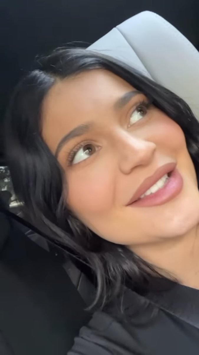 Quem aí também estava morrendo de saudades desse sorriso? 🥰