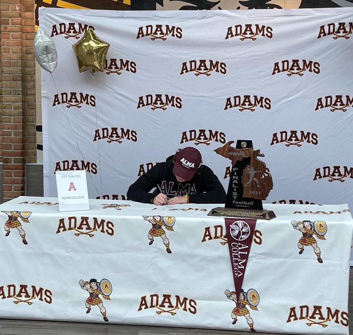 Time to work <a href="/AlmaScotsFB/">Alma College Football</a>