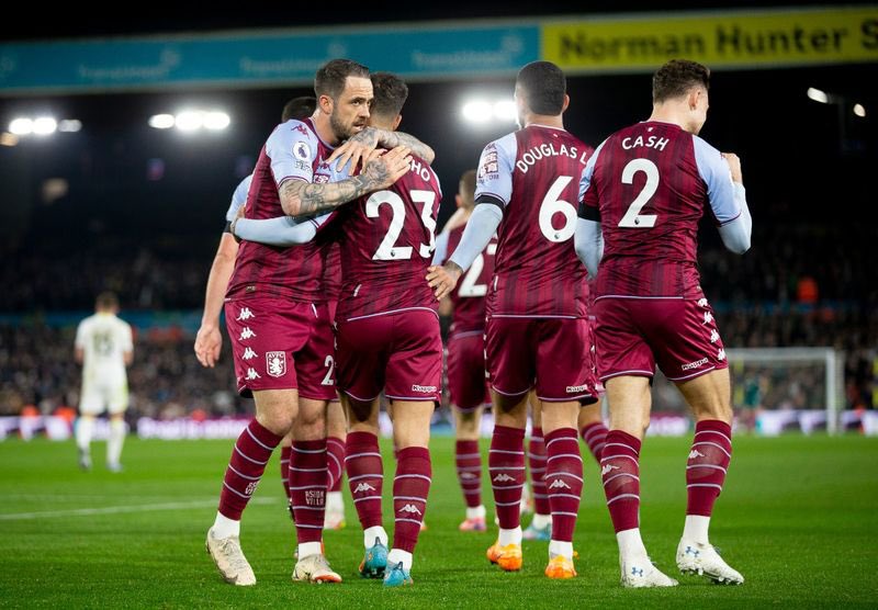 Another big performance from everyone tonight 💜 UTV @AVFCOfficial