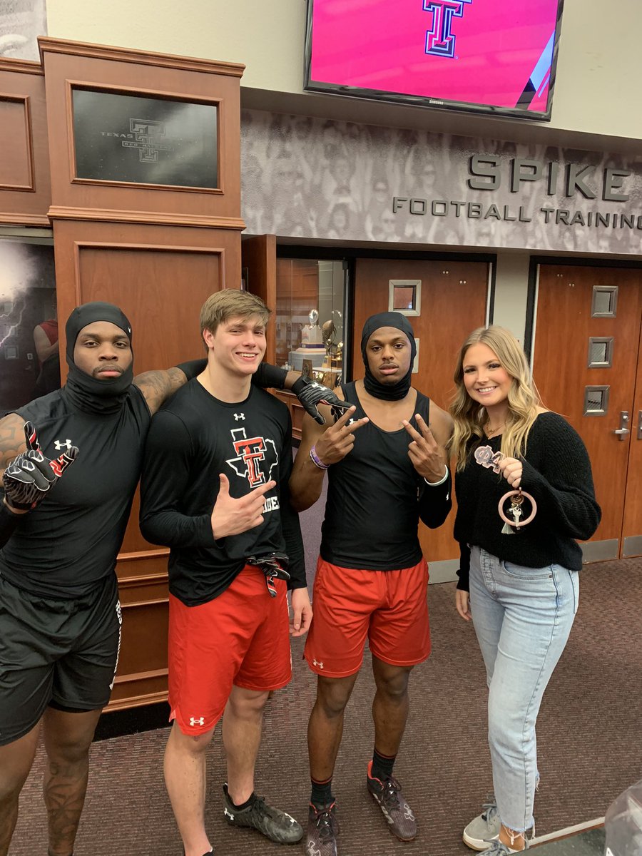 TTUmeanmachine's tweet photo. #commitmentweek @Coach_Martin34 @JoeyMcGuireTTU https://t.co/LSs7D8xexR