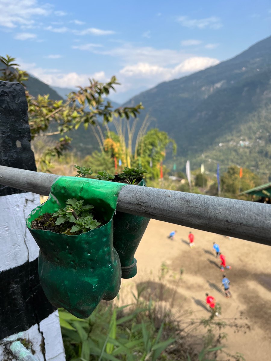 MettaBhavana31's tweet photo. What is #deshbhakti? 
Being a teacher it is to take #ownership of your Students, their learning, their well being, school and many more things which I got to see in #Lum by National awardee Shri Mingma Sherpa, Head, Lum P Schl , #Sikkim
@Dir_Education 
@gpupadhyaya 
@PbpandeyB https://t.co/F2ZCyzJhgP