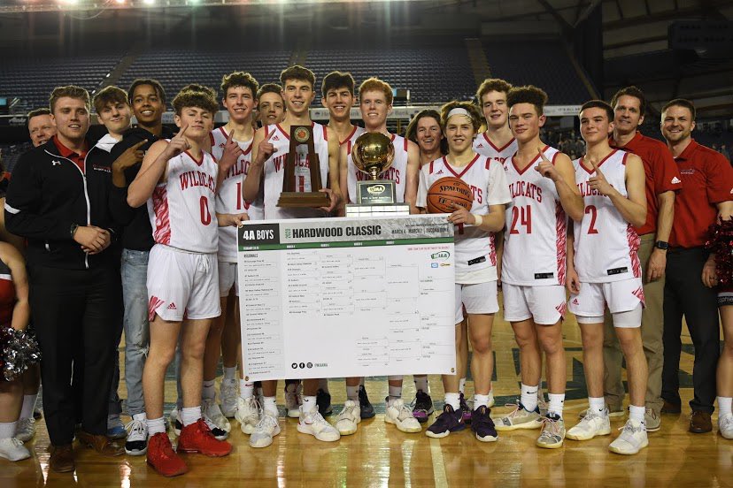 quinpatterson21's tweet photo. Thank you Mount Si Basketball and the Valley community for the last 4 years. 3 straight state title games and an 81-11 record. Many relationships and memories made along the way. Didn’t get to end it the way we wanted but the ride was unforgettable. On to the next. #SiorDie https://t.co/BNkAoq6zze