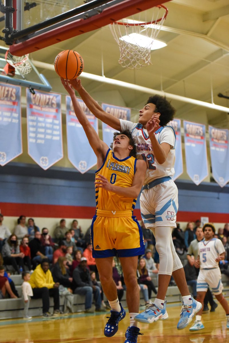 CometHoops's tweet photo. Congrats to Dyson Bell second team all district 8 and to Doug Smith third team all district 8 https://t.co/TznIdXE50j