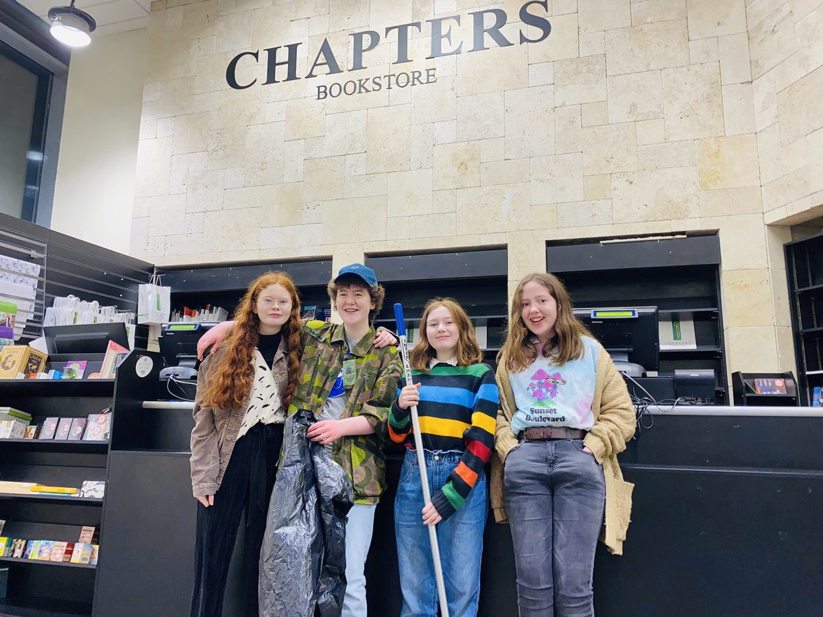 It is beginning to look like itself again! Sara &amp; her team have pulled a blinder and the amateurs came in at the end of the day to wash the floor!