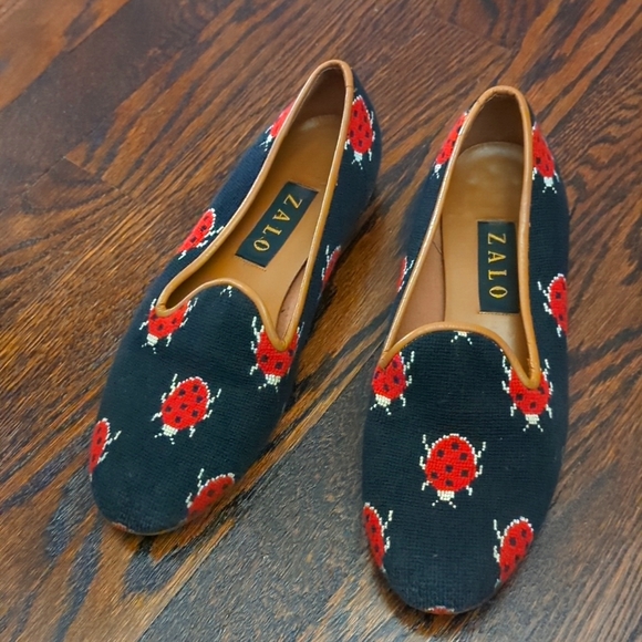 aspentreeshop's tweet photo. So good I had to share! Check out all the items I'm loving on @Poshmarkapp #poshmark #fashion #style #shopmycloset #zalo: https://t.co/n0grHpFXCv https://t.co/OebPQyF9PG