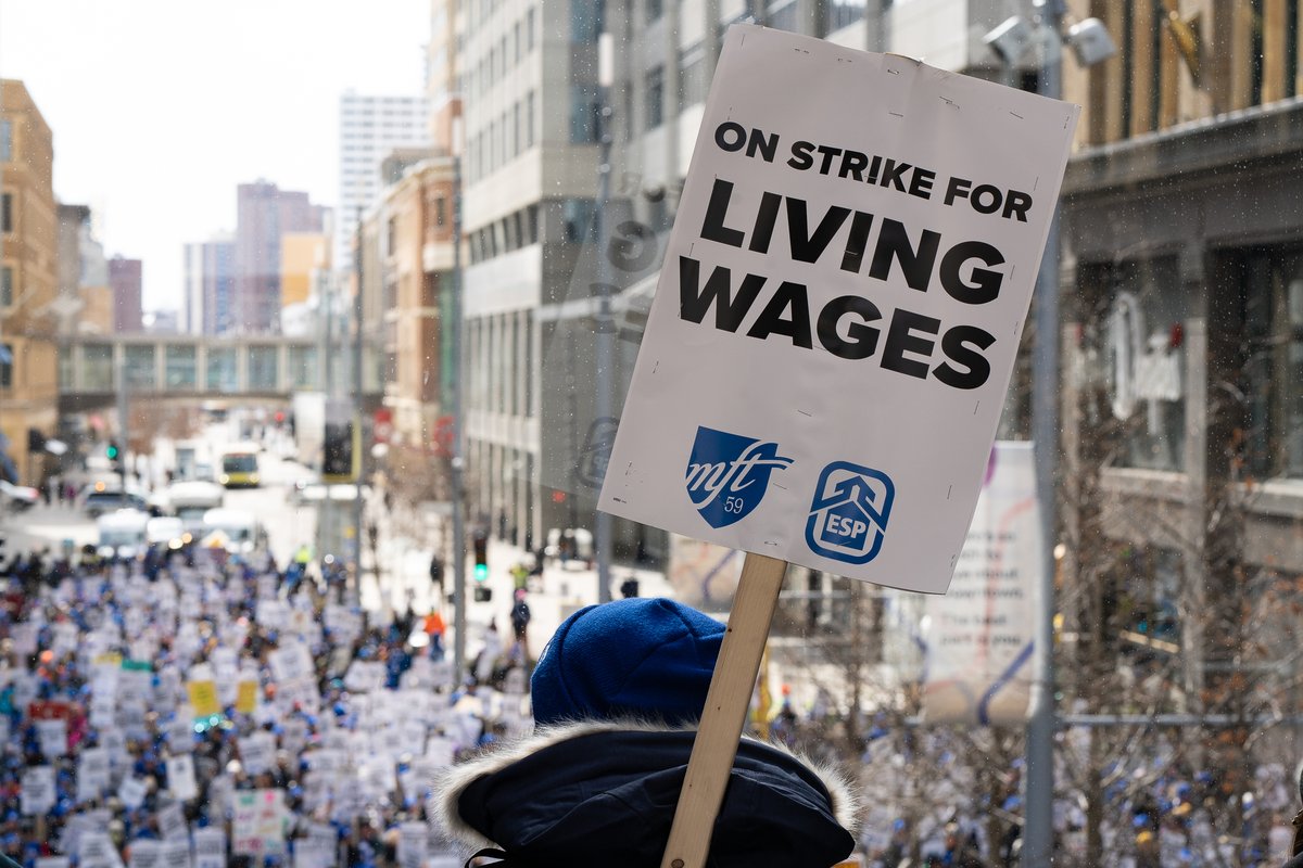 daviss's tweet photo. Day 3 of the teachers strike of more than 4,500 educators from Minneapolis Public Schools. MFT59 is demanding smaller classes, better pay, and more student mental heath support among other things. The educators have been picketing across the city &amp; outside schools since Tuesday. https://t.co/9DHnd4OBRD