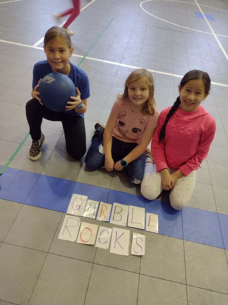 TParra_PE's tweet photo. Basketball Garble in P.E. today! @DeretchinCISD https://t.co/bSQwSKp6uL