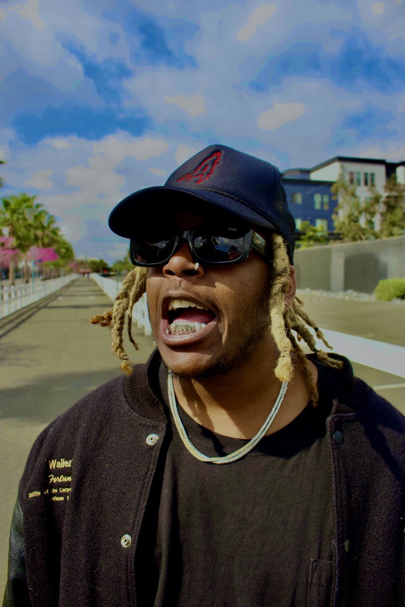 It’s my Birthday ! 
Blessed to see another year . 
3 YEARS CANCER FREE!!!