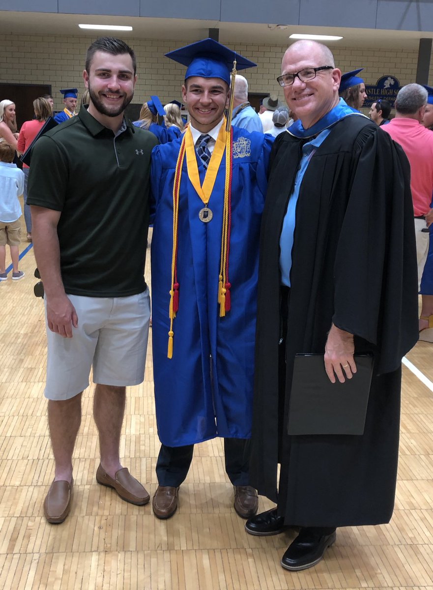 JBert01's tweet photo. There are teachers who are friends, mentors &amp; heroes to their students... there are also men who are larger than life… My friend Fred Bracher was one of those… He taught &amp; coached at Castle &amp; at Castle North MS… we lost him today... &amp; the Castle family lost a living  legend... https://t.co/LqLM03spKl
