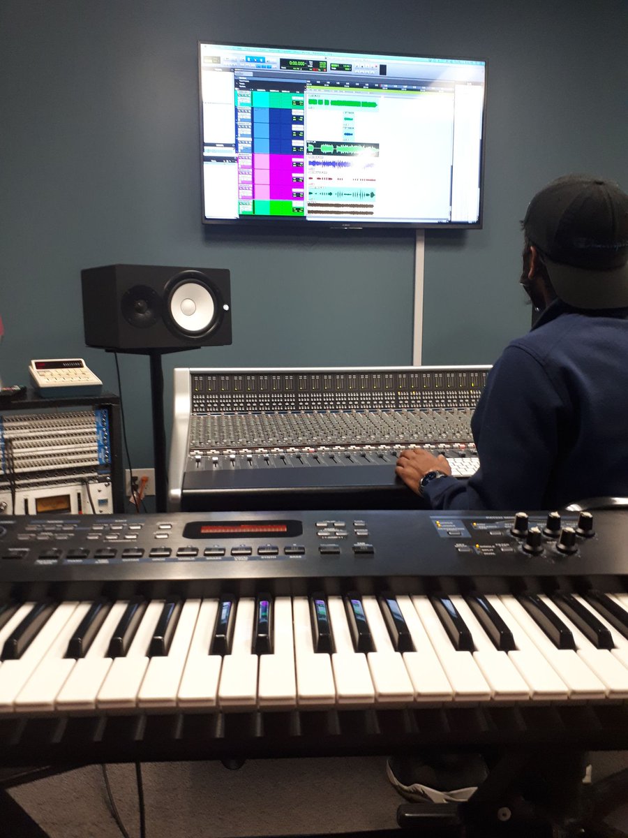 In the studio working on the track "Let Them Go". Laying down some keys! #SamsonPorter &amp; #theSonicMemes #LetThemGo #studiolife #music4life