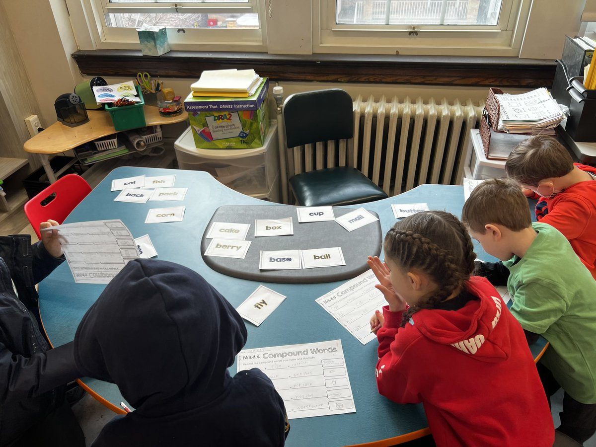 MsTattoli's tweet image. Teamwork makes the dream work! #WEEworktogether @WeehawkenTSD @McginleyIsabel