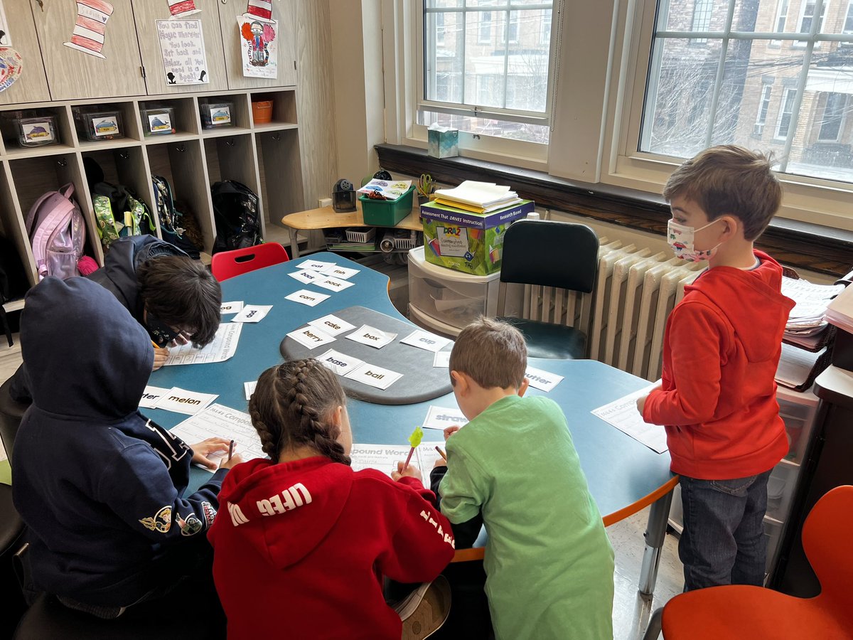 MsTattoli's tweet image. Teamwork makes the dream work! #WEEworktogether @WeehawkenTSD @McginleyIsabel