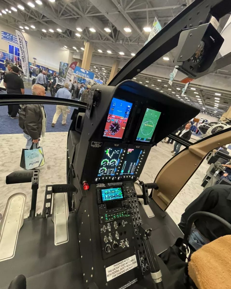 Venerotor's tweet photo. 🚁 MD500E 🤩 en la #HaiHeliExpo2022 🇺🇸
📷: @mariociaffi
-
-
-
#InstaPilot #HelicopterPilot #InstaHelicopter #Heliporn #Chopper #Helicopteros #Venerotor #QAP #MDHelicopters #MD500E #MD500 #Dallas https://t.co/LR2sexevgS
