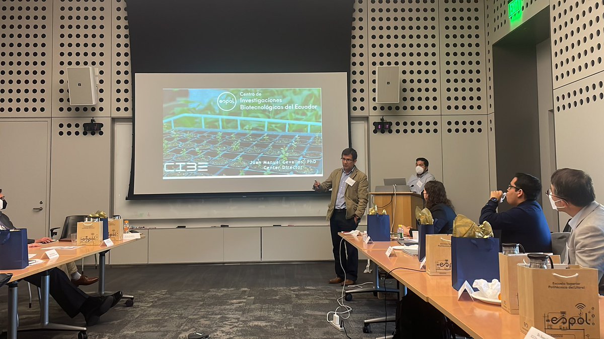 Cecilia Paredes Verduga tweet media