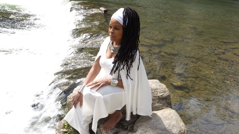 show_unsigned's tweet photo. #Nowplaying "Peace Once More" by Kbreaz1 @kbreaz1 Featuring Patrice Hawthorne @PatriceHawthor9  on the 76th Unsigned Artist Show Listen at https://t.co/fgYz4i9QQl #internetradio #artistsupportingartist #wkcb-fm #independentartists #Rnb #NeoSoul #smoothjazz #hiphop https://t.co/2Xk88Rcqy9