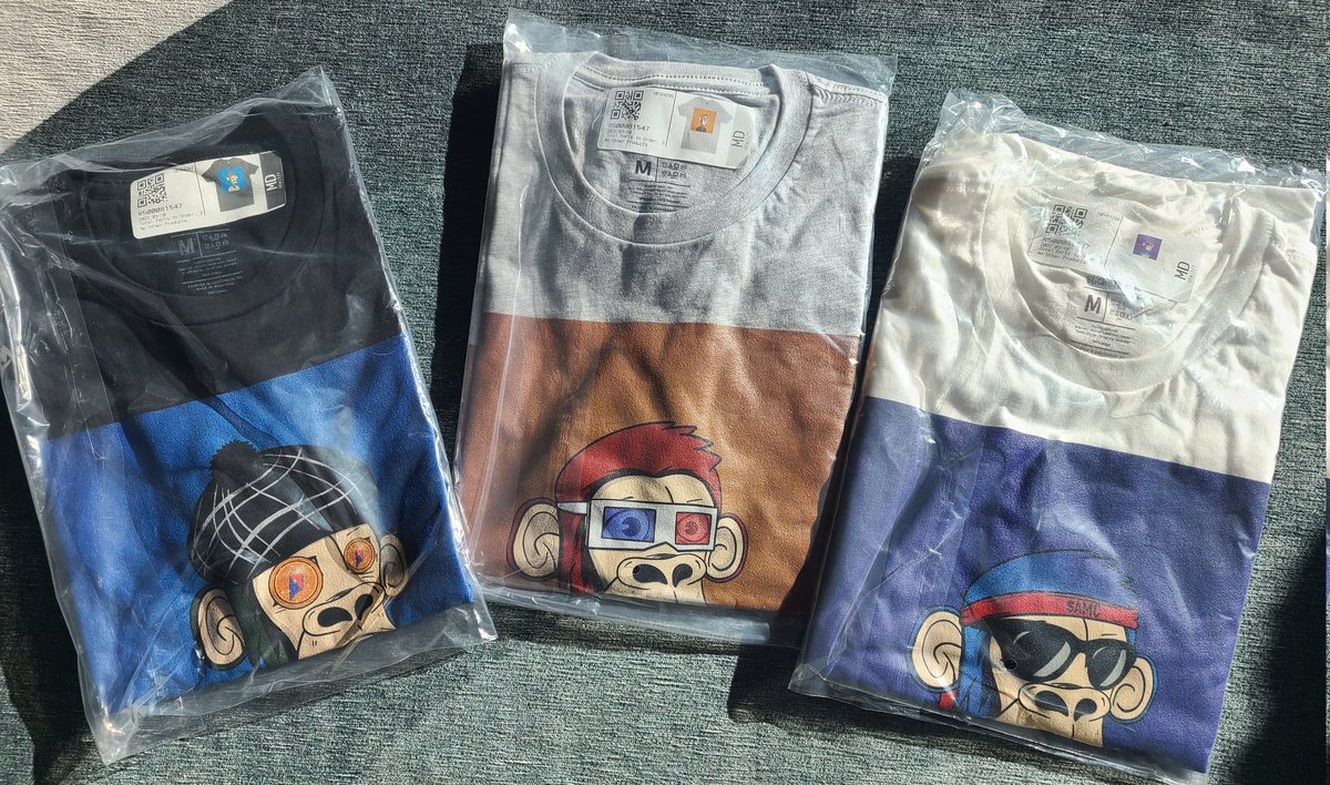 I can not help myself...

<a href="/billionapeclub/">Billion Ape Club 🅁🅅🄽</a> <a href="/Ravenistcom/">Ravenist 🅁🅅🄽</a> @Ravenmintcom 

#nftmerch #NFT #RVN #NFTCommunity #NFTCollection #teeshirts #cryptocurrency #art #assets #Ravencoin