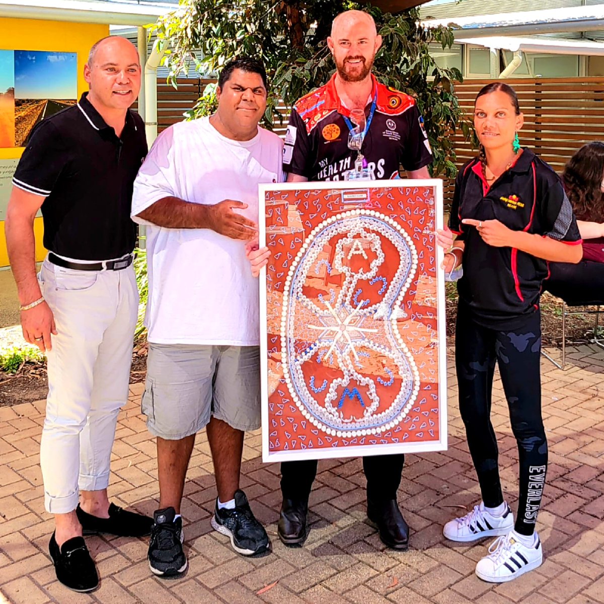 ANZDATARegistry's tweet photo. As a part of the @worldkidneyday celebrations, Our Executive Director @NephMcDonald received the Cultural Bias report from @Keliyari13 of @NIKTTaskforce. @LowitjaInstitut @UniofAdelaide @TSANZ_txsoc @KidneyHealth @KenWyattMP @shilpa_jes https://t.co/MxOBfqFGFX