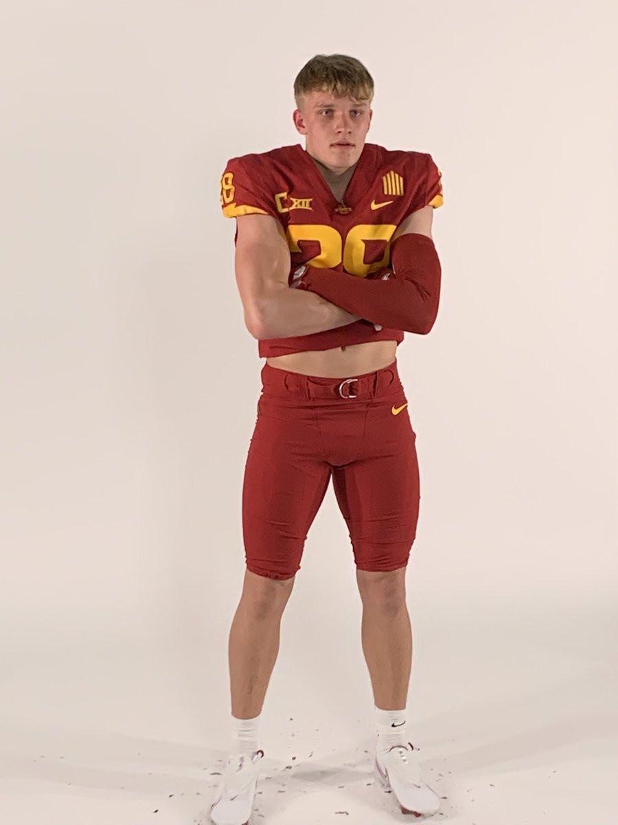 All glory to God!
Had a great spring ball visit today. It was fun to watch practice and after an awesome conversation with @ISUMattCampbell, I am truly blessed to receive my 2nd P5 offer from <a href="/CycloneFB/">Iowa State Football</a>!!
<a href="/Coach_Kratch/">Colby Kratch</a>
<a href="/DerekHoodjer/">Derek Hoodjer</a>
<a href="/CoachXQuig/">Xavier Quigley</a>
<a href="/CoachJWaters/">Jake Waters</a>
@CoachTomManning