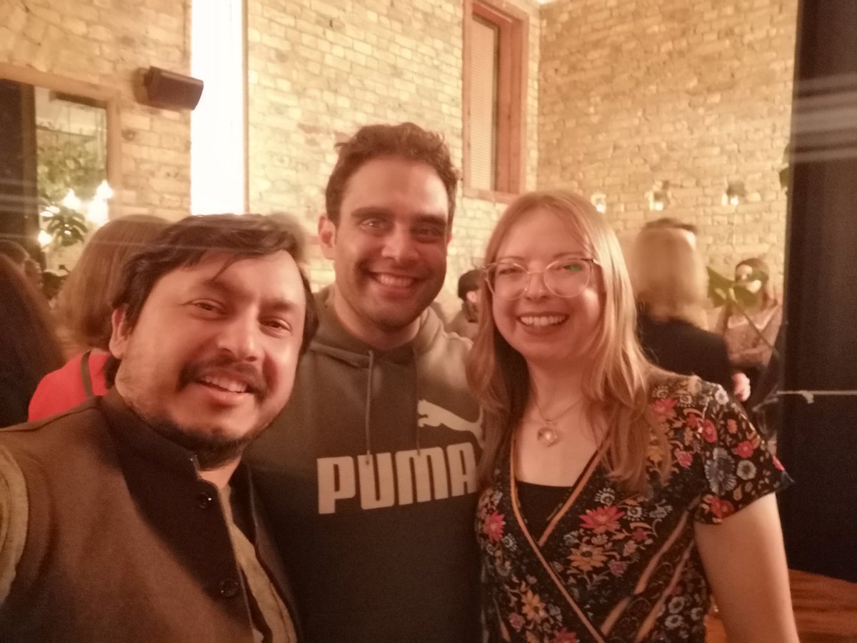 _TharikHussain's tweet photo. Had an absolute blast tonight at the #bbtwlaunch @hackneycoffeeco. Thank you @jessicagvincent, @SiWillmore, @Summersdale for putting together such a brilliant volume. It was a real honour to be on stage in such amazing company, and to be included in the book! https://t.co/scuEGtngkE