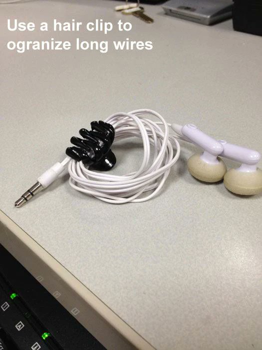 LifeHack201's tweet image. 📌How to Keep Your Headphones Neat On-The-Go

Headphones can wear out quickly, so use this daily life hack to extend their life-span. All you need is a hair clip.
#LifeHackDaily #LifeHacks