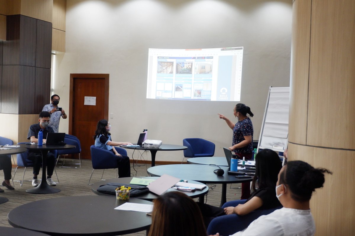 BuildChangePH's tweet photo. With continuous efforts to provide resilient housing for the #Makatizens, Makati DRRM Office and Build Change met and had workshop last Wednesday to plan out the next steps for the #PreventiveRetrofittingProgram to build a more #UrbanResilient Makati. #Resilience22 https://t.co/XfjVusEvck
