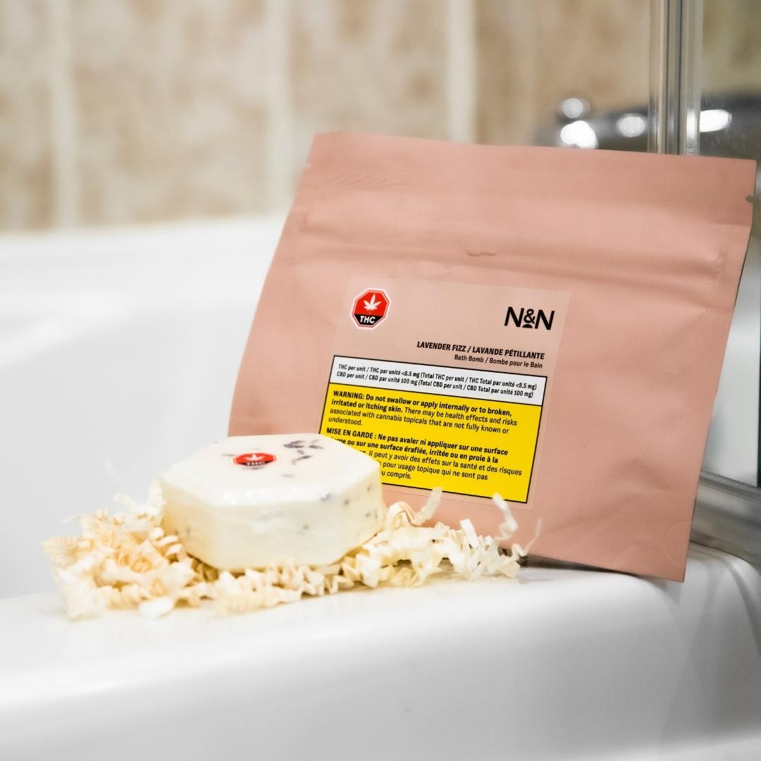 purpletreeltd's tweet photo. Enjoy a full body soak before the long week ahead with Noon &amp; Night Lavender Fizz CBD Bath Bombs. Enjoy a special treat as the lavender flowers float to the surface. 💜 https://t.co/4iW9RwOOI0