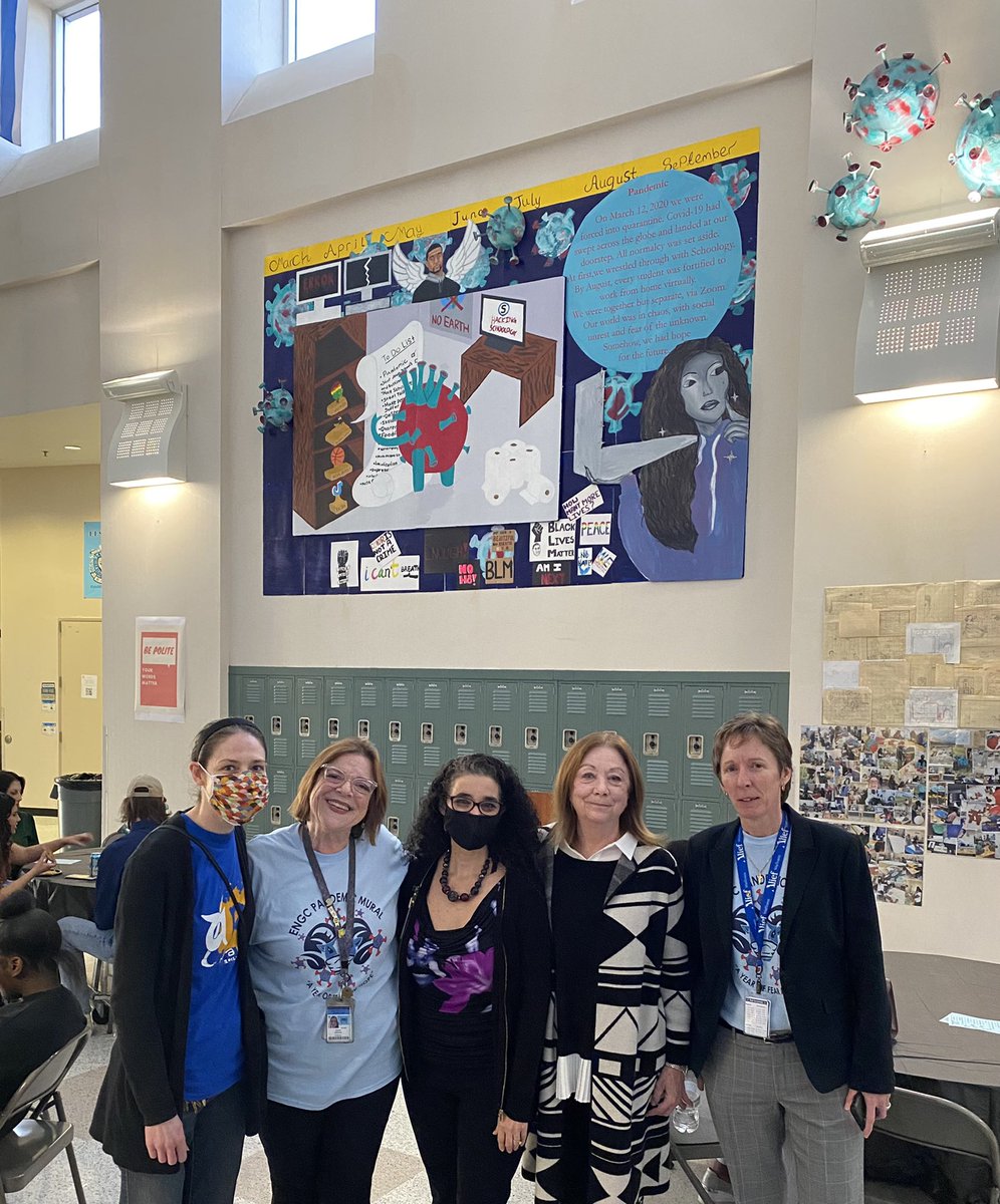 ElsikNGCRams's tweet photo. From the beginning to the end! 32 weeks in the making- The Art Club Pandemic Mural Ceremony @MsIshmaelArt @ElsikHSArt @sprang_g @aliefFineArts @AliefISD @elsik_orchestra #InThisTogether #art #COVID19 #familia #bekind https://t.co/8O1p9lfysa