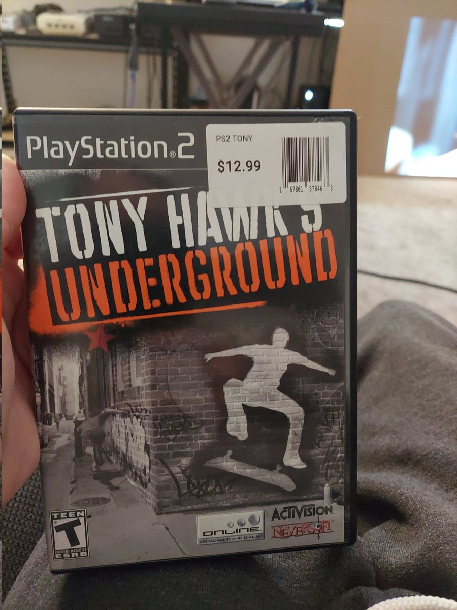 EliteRetroGamer's tweet photo. Found this piece of gold today and might try streaming it later. #ps2 #TonyHawkUnderground #twitch #smallstreamer https://t.co/e8GdtY96Pq